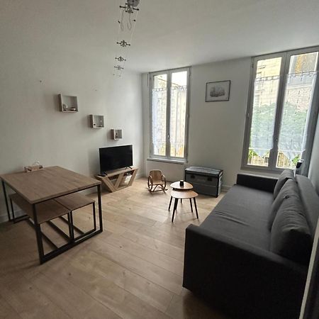 Chez Noemie Apartment แซ็งต์ ภายนอก รูปภาพ